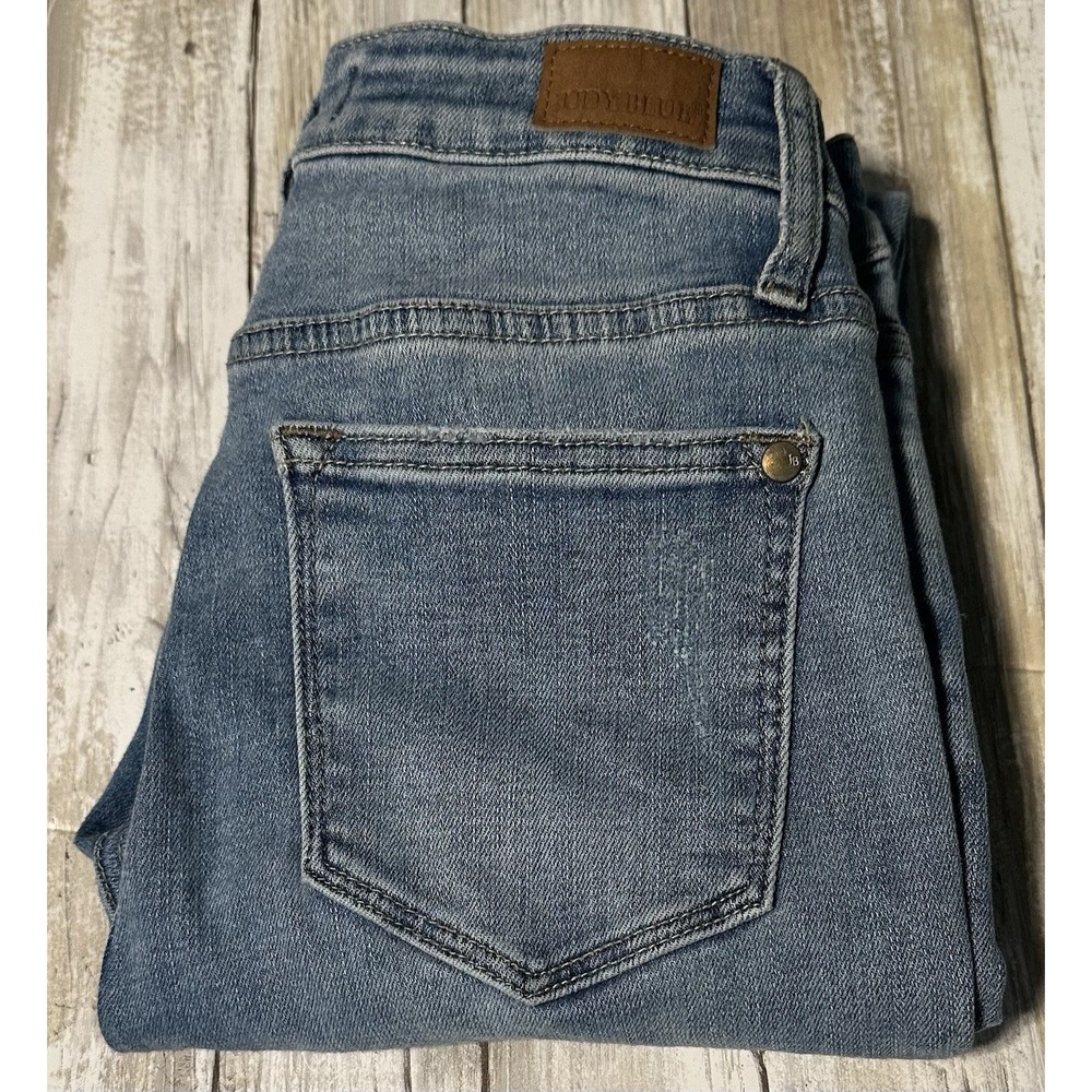 Judy Blue Jeans Women's‎ 3/26  Mid Rise Skinny Fit Button Fly Denim Light Wash